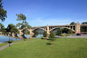 Columbia bridge on a sunny day